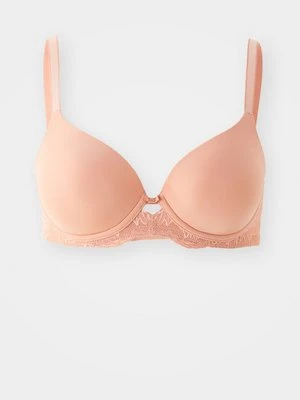 Biustonosz bezszwowy Triumph