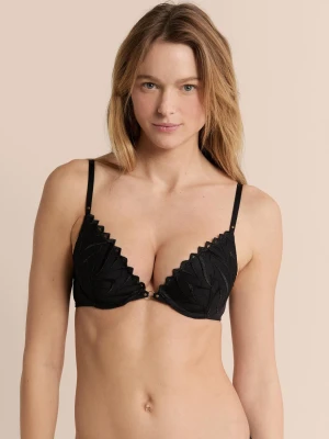 Biustonosz nr 2 - Push-up z głębokim dekoltem Etam