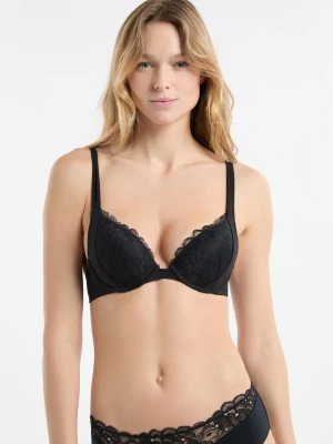 Biustonosz nr 2 - Push-up z głębokim dekoltem z koronki Etam