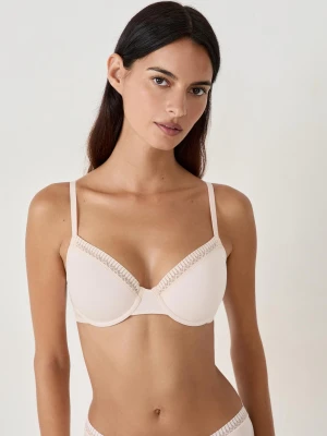 Biustonosz nr 4 - Lekkie wypełnienie Etam