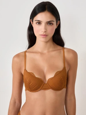 Biustonosz nr 4 - z lekkim wypełnieniem Etam