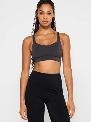 Biustonosz sportowy Girlfriend Collective