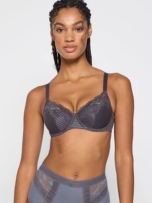 Biustonosz z fiszbiną Chantelle