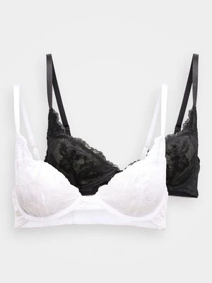 Biustonosz z trójkątną miseczką Dorina