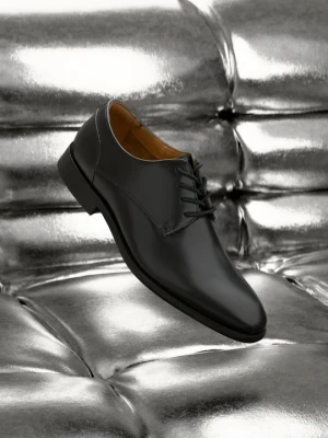 Biznesowe buty sznurowane Aldo czarny