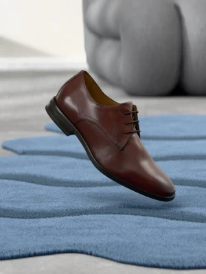 Biznesowe buty sznurowane Aldo koniakowy