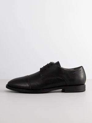 Biznesowe buty sznurowane Strellson