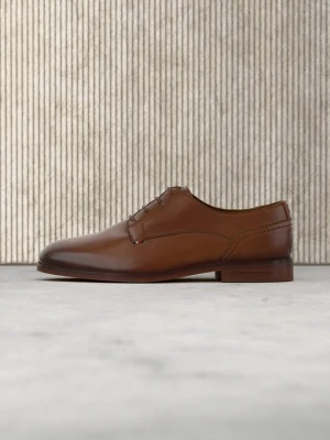 Biznesowe buty sznurowane Tommy Hilfiger brązowy