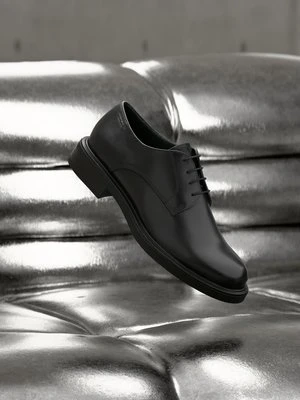 Biznesowe buty sznurowane Vagabond czarny