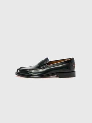 Biznesowe loafersy melvin & hamilton