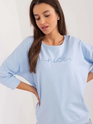 Błękitna damska bluzka oversize z napisem Nice RELEVANCE