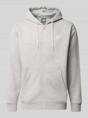 Bluza dresowa o kroju relaxed fit, także z mieszanki bawełny, model 'ESSENTIALS' New Balance Jasnoszary