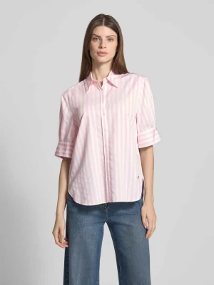 Bluza koszulowa o kroju relaxed fit z mieszanki wiskozy z rękawem o dł. 1/2 model ‘Vic’ BRAX