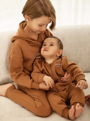 Bluza niemowlęca rozpinana brązowa - Powerful #Family Family Concept by 5.10.15.