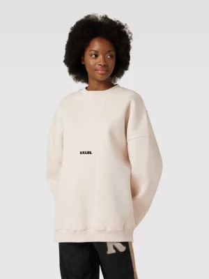 Bluza o kroju oversized z wyhaftowanym logo model ‘Sold Out’ Karo Kauer