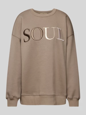 Bluza o kroju oversized z wyhaftowanym logo Smith and Soul