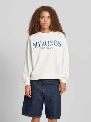 Bluza o kroju relaxed fit z okrągłym dekoltem Gina Tricot