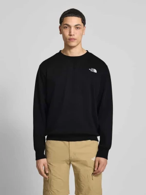 Bluza o kroju relaxed fit z wyhaftowanym logo model „ESSENTIAL” The North Face