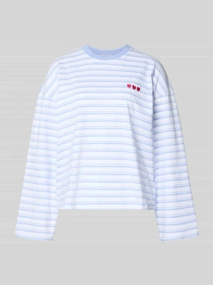Bluza o kroju relaxed fit z wyhaftowanym motywem REVIEW Błękitny