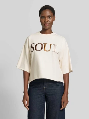 Bluza o krótkim kroju o kroju boxy fit z wyhaftowanym logo Smith & Soul Złamany biały