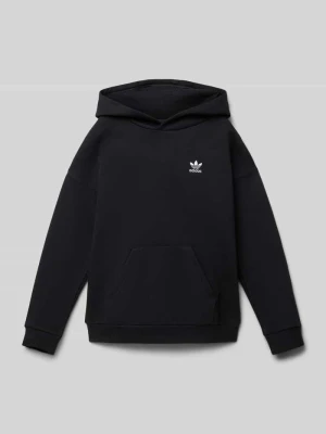 Bluza o luźnym kroju z kapturem i wyhaftowanym logo adidas Originals