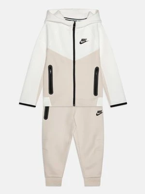 Bluza rozpinana Nike Sportswear