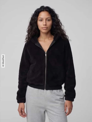 kardigan rozpinany z futerka typu teddy z kapturem krój regular fit model 'NEWANNA' Only Czarny
