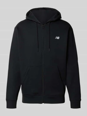 bluza rozpinana z kieszenią kangurka i wyhaftowanym logo New Balance