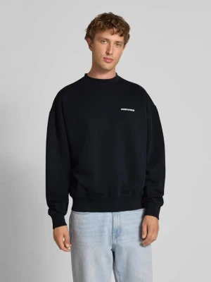 Bluza typu oversized z wyhaftowanym logo Pegador