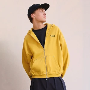 Bluza UNISEX z kolekcji Świeży x HOUSE z kapturem i haftem żółta