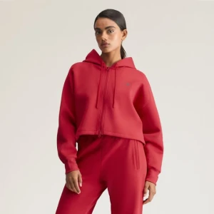 Bluza z kapturem adidas by Stella McCartney Sportswear Cropped Soft Carmine