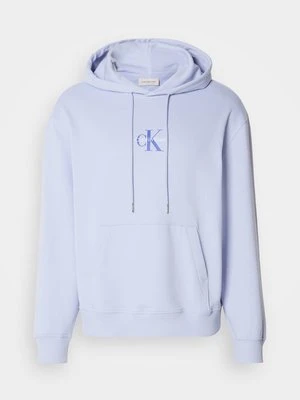 Bluza z kapturem Calvin Klein Jeans jasnoniebieski