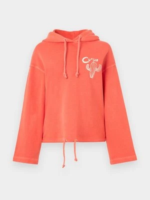 Bluza z kapturem closed