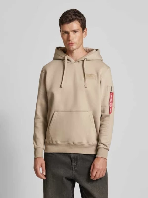 Bluza z kapturem i naszywką z logo alpha industries