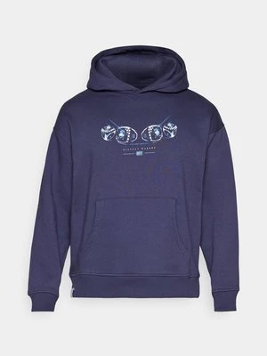 Bluza z kapturem Legacies