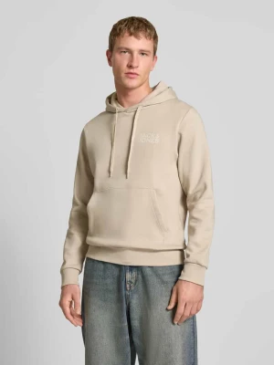 Bluza z kapturem, nadrukiem z logo i kieszenią kangurką jack & jones
