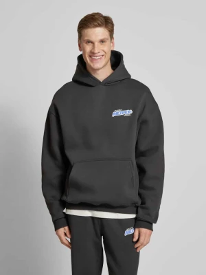 Bluza z kapturem o kroju oversized z nadrukiem z logo Multiply Apparel