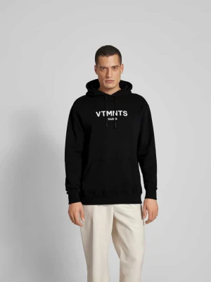 Bluza z kapturem o kroju oversized z nadrukiem z logo VTMNTS Czarny
