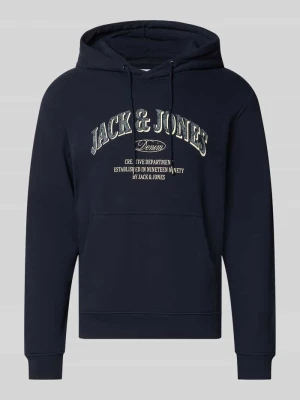 Bluza z kapturem o kroju regular fit z mieszanka bawełny model 'Denver' Jack&Jones Ciemnoniebieski