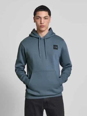 bluza z kapturem o kroju regular fit z nadrukiem z logo The North Face