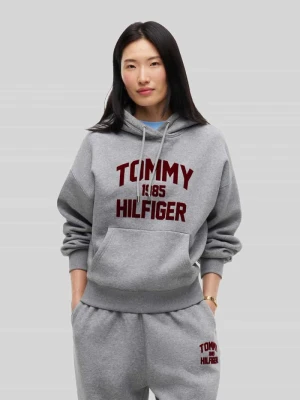 Bluza z kapturem o kroju relaxed fit z mieszanki bawełny Tommy Hilfiger Średnioszary