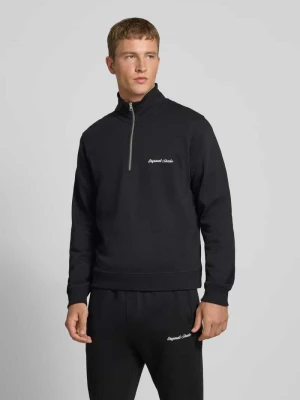 Bluza z kołnierzem zapinanym i wyhaftowanym logo jack & jones