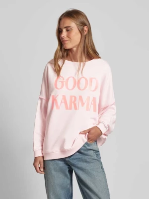 Bluza z nadrukowanym napisem model ‘Good Karma’ miss goodlife