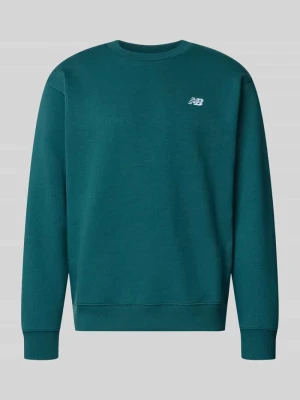 Bluza z okrągłym dekoltem i wyhaftowanym logo New Balance Ciemnozielony