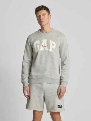 Bluza z wyhaftowanym logo i okrągłym dekoltem GAP