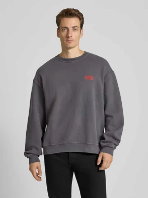 Bluza z wyhaftowanym logo model ‘PLIZZY’ American vintage