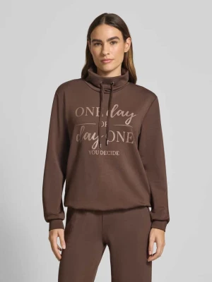 Bluza ze stójką i tunelem model ‘BANU’ Soyaconcept