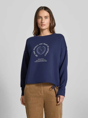 Bluza ze sznurkiem i nadrukiem z przodu Christian Berg Ciemnoniebieski