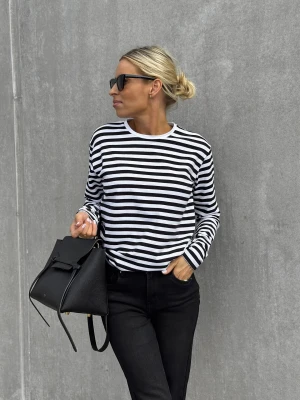 Bluzka Basic Line Black Stripes ClothStore