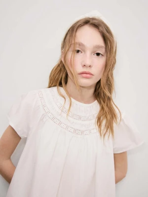 Bluzka bawełniana z ażurowymi detalami biały - Dzieci - - MANGO KIDS